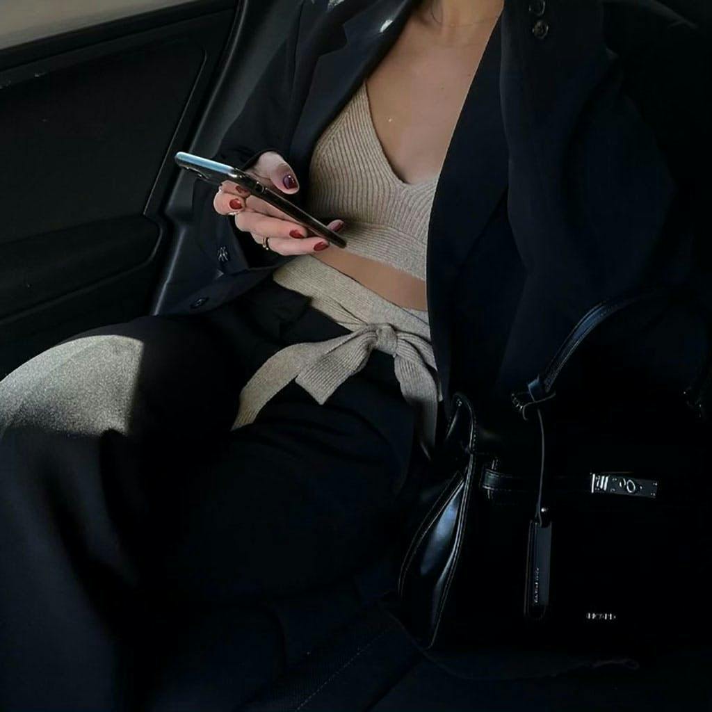 woman-on-phone